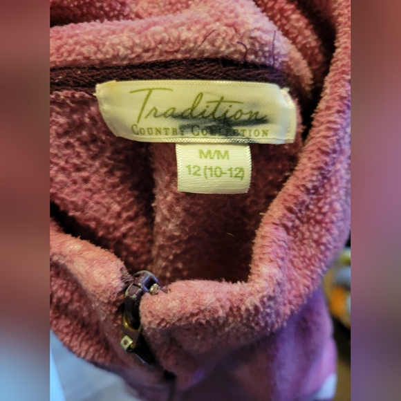 Vintage winter scene zip up sweater - Picture 3 of 3